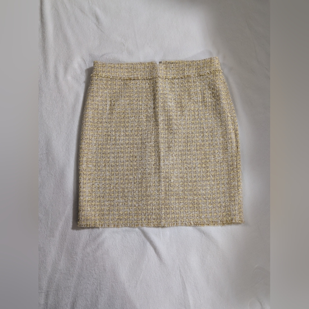Ann Taylor Tweed Skirt, Yellow Color, Size 12, With Cute Hem And Waist Fringes